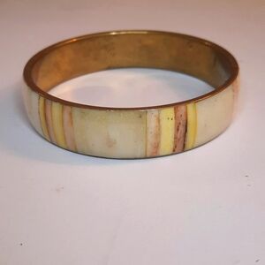 Vintage 1960's Tan , cream,  brown , white  shell brass bangle bracelet